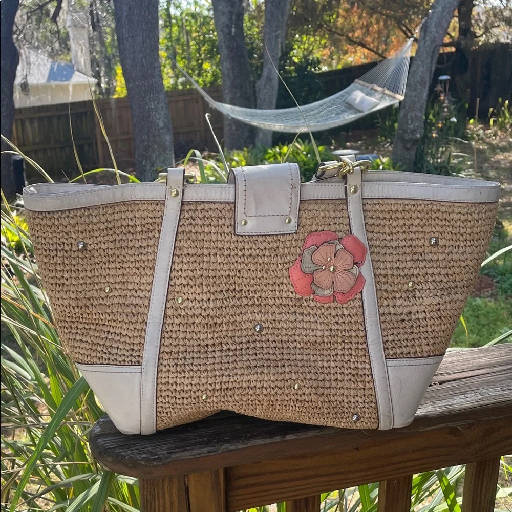 Vintage Coach Hampton Floral Leather & Woven Straw Tote Bag - Picture 2 of 13